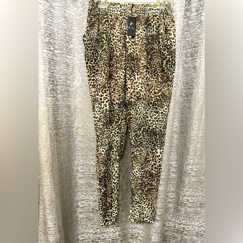 Leopard Print Harem Pants with Jogger Tapered Leg